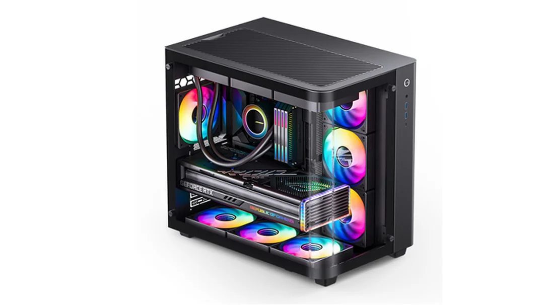 PC bể cá với nhiều quạt RGB lắp quanh khoang máy